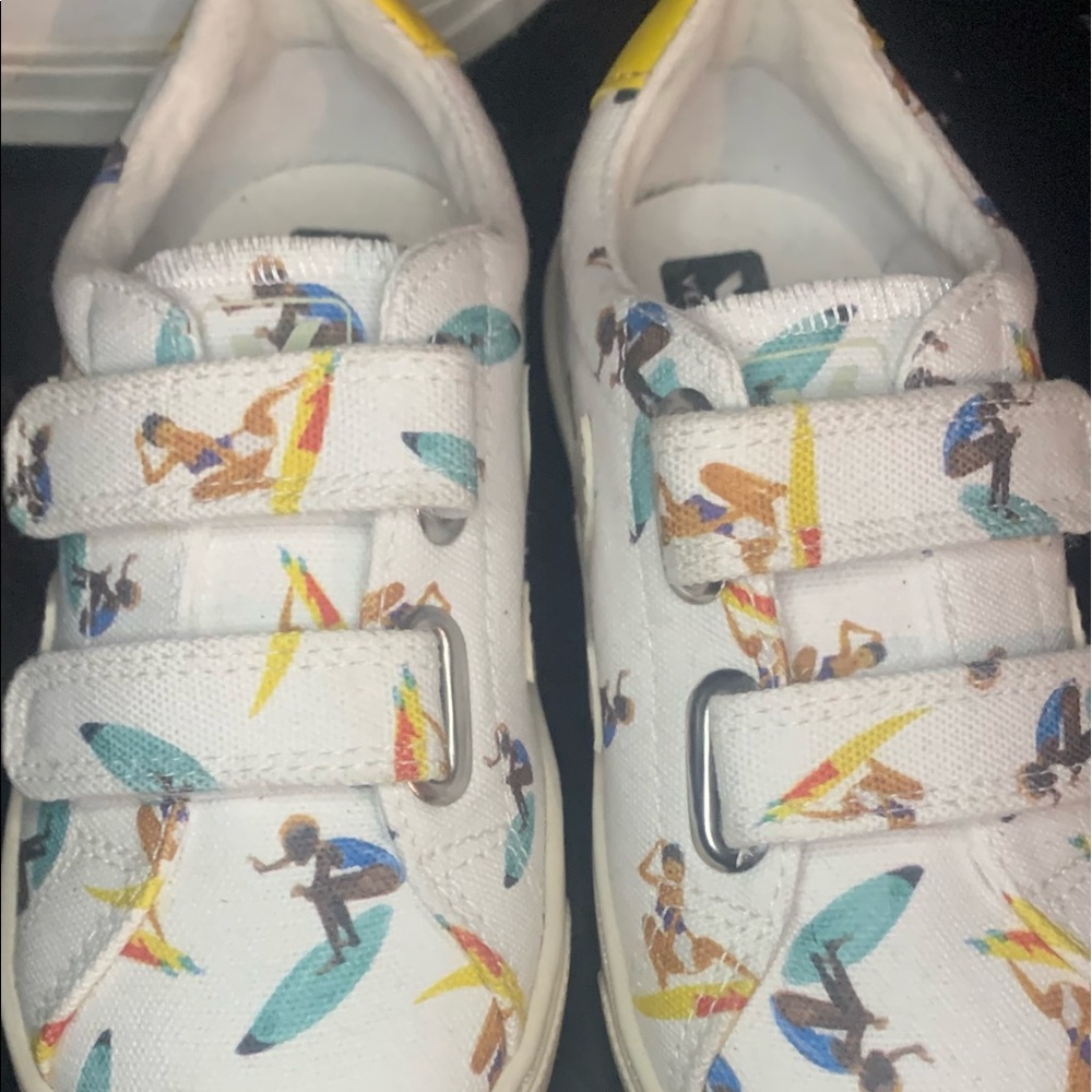 VEJA KIDS SHOES